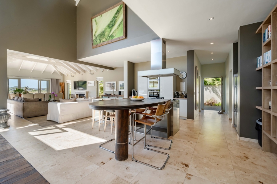 5 Bedroom Property for Sale in Keurbooms River Western Cape